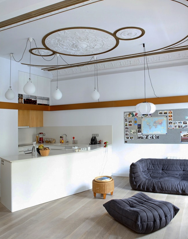 Оригинальный дизайн кухни-гостиной площадью 20 квадратных метров
