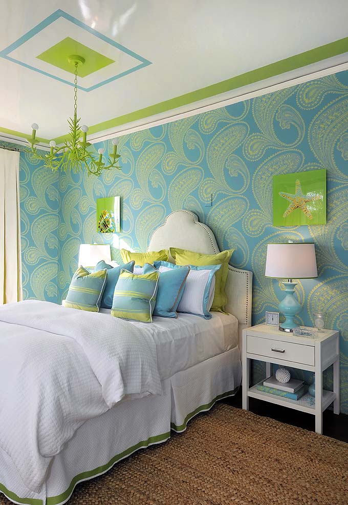 Натяжные потолки для спальни: разновидности дизайна, цвет, фактура