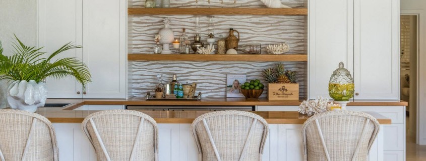 Белые цвета в интерьере кухни