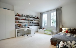 Потолок с точечным освещением