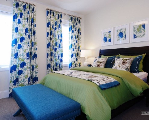 Цвета бирюзовый и синий прекрасно сочетаются Цвета бирюзовый и синий прекрасно сочетаются