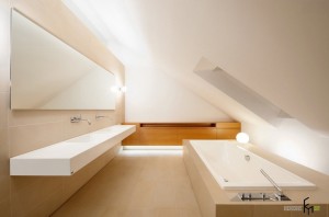 Ванная комната под крышей