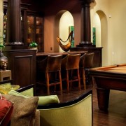 Бар в особняке