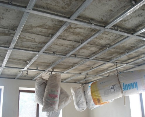 Обшивка потолка гипсокартоном