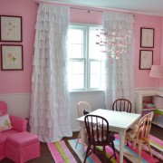 Розовая детская