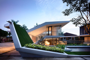 Ультрасовременный двухэтажный дом в стиле бунгало