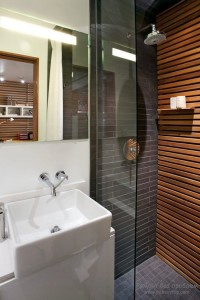 Дизайн деревянной ванной комнаты