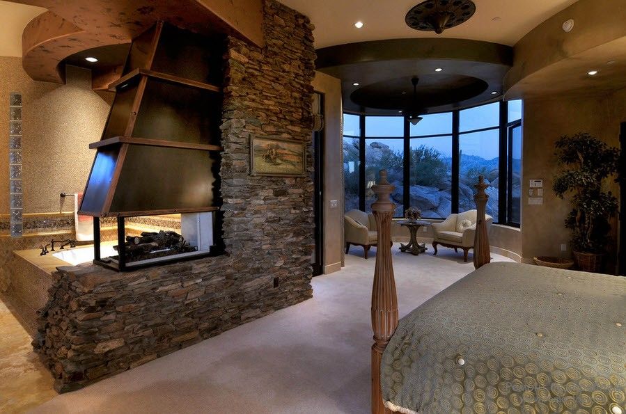 Надзвичайно розкішна та багата спальня з оздобленням з декоративного каменю