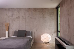 Минималистская спальня, выполненная в пастельных оттенках