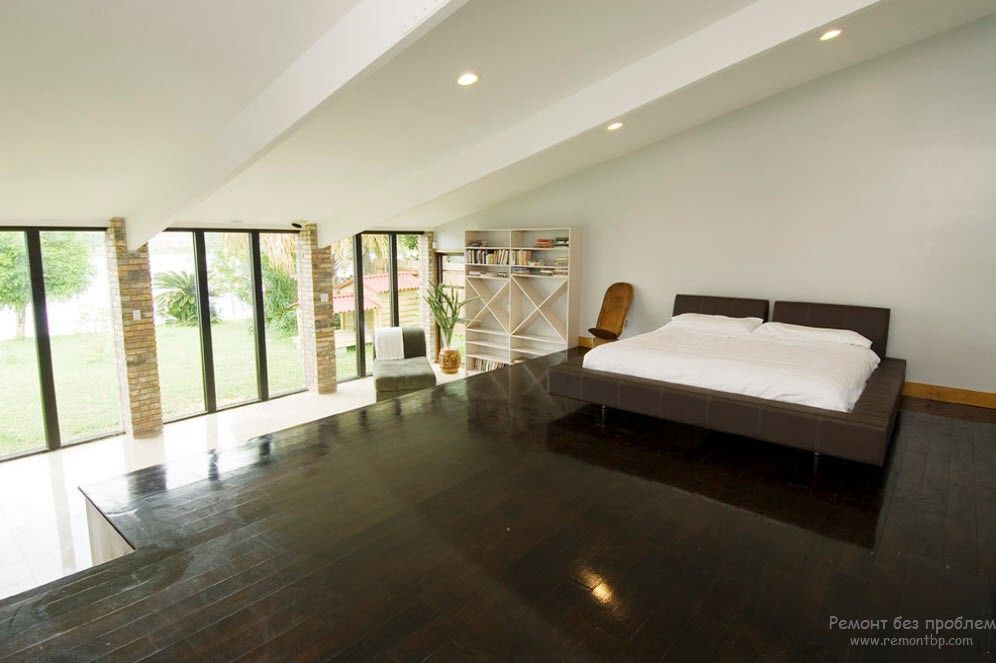 Оригинальный дизайн просторной спальни в стиле минимализм
