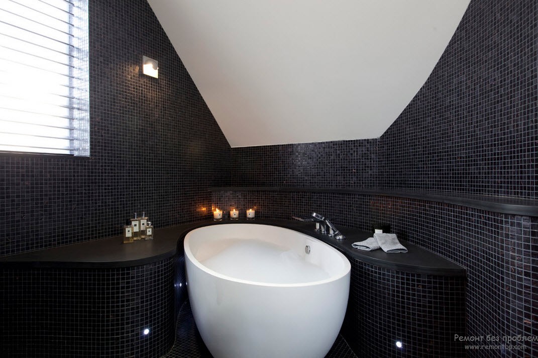 Ванна кімната у чорному кольорі