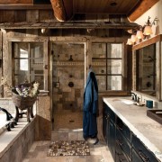 Ванная комната на даче из дерева