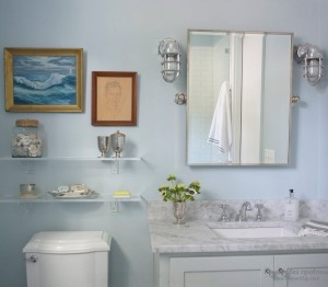 Картина с морской тематикой - аксессуар ванной комнаты
