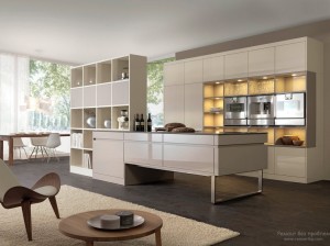 Окно в стиле хай-тек