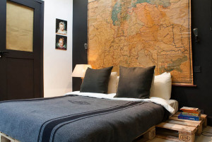 Карта на стене