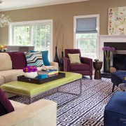 Бежевые стены