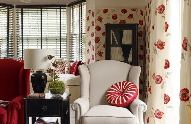 Сочетание обоев и занавесок
