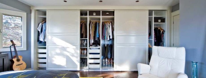 Шкаф–купе в интерьере – оптимальное решение организации неудобного пространства