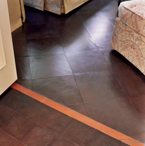 Кожаный пол дарит необыкновенные ощущения