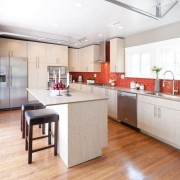 Дизайнерская матовая кухня