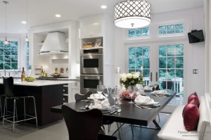 Интересное оформление обеденной зоны