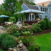 Зелёные насаждения на возвышенности