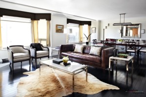 Шкура животного на полу