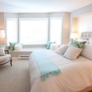 Спльня в светлых тонах