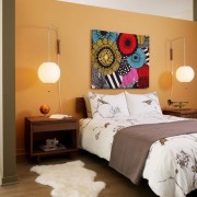 Картина над кроватью: какую выбрать?