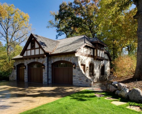 3 коричневых подъезда