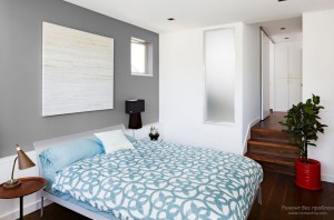 Серо-голубая спальня