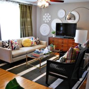 Использование потолочных розеток в интерьере