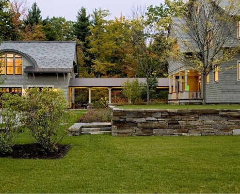 Гараж вне структуры дома