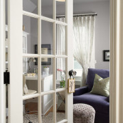 Стекл двери для маленькой комнаты