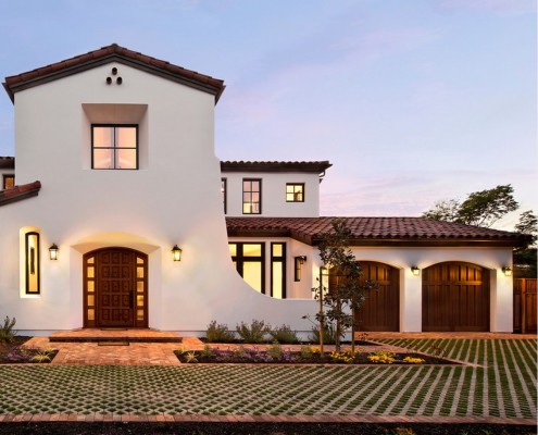 Штукатурка придает строению определенный лоск