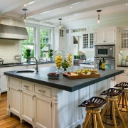 Большие окна на кухне Большие окна на кухне