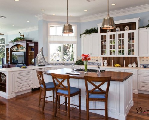 Загругленная столешница под дерево