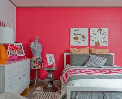 Розовый цвет делает комнату уютной, нежной