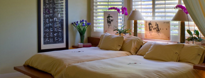 Спальная комната с двумя кроватями