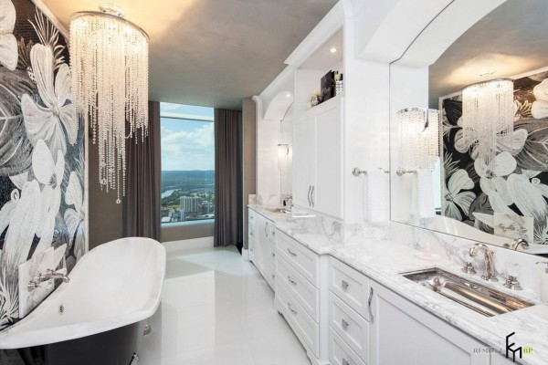 Обои в ванной комнате