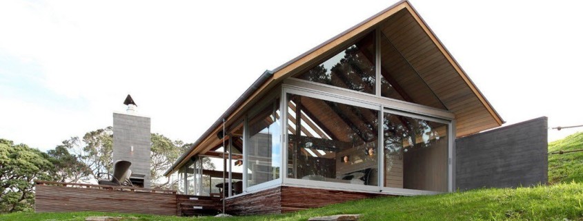 Дом с террасой из дерева