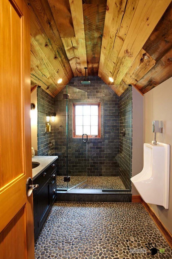 Дерев'яні бруси у декоруванні ванної кімнати