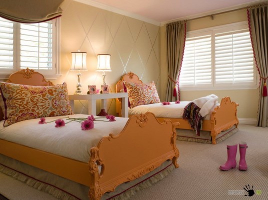 Резные кровати