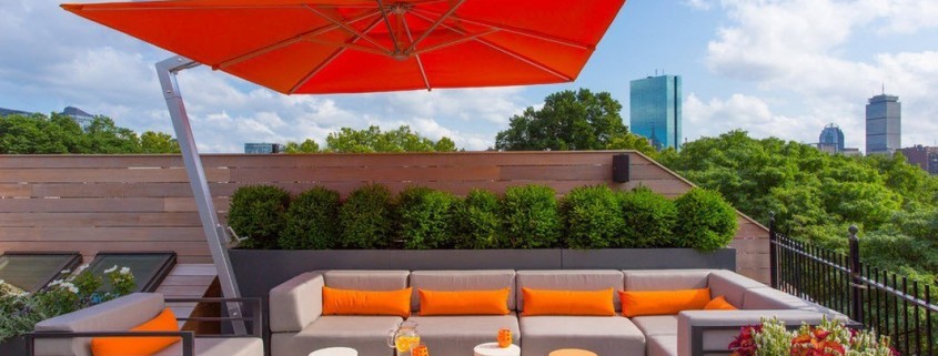 Дизайн квартиры с яркой террасой