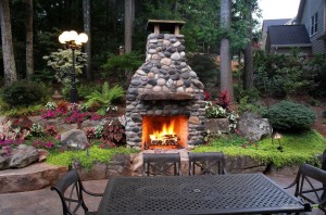 Изящная садовая мебель для участка