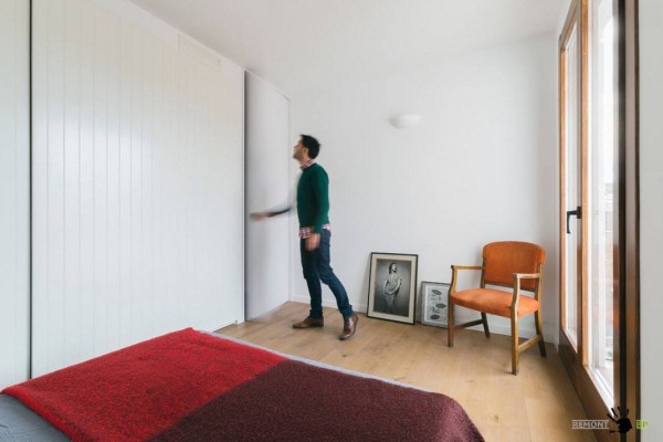 Светлая отделка в спальне