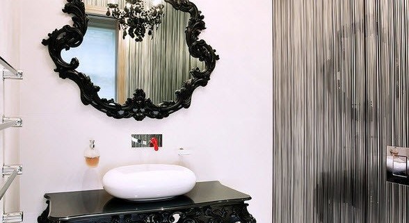 Люстра для современного интерьера ванной комнаты