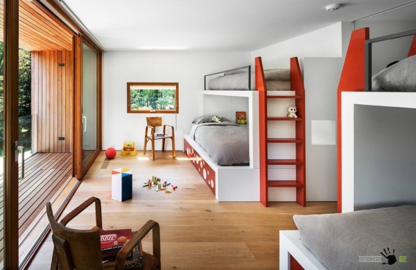 Детская с двумя двухъярусными кроватями