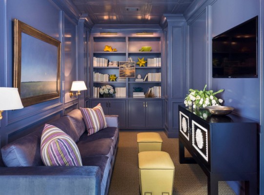 Необычное цветовое решение для гостиной