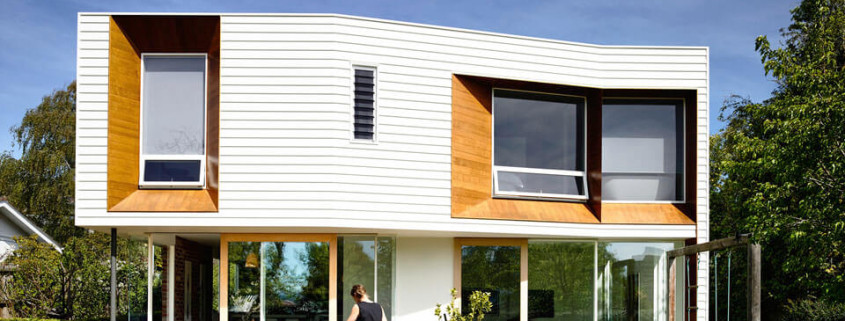 Дизайн-проект двухэтажного частного дома в белых тонах